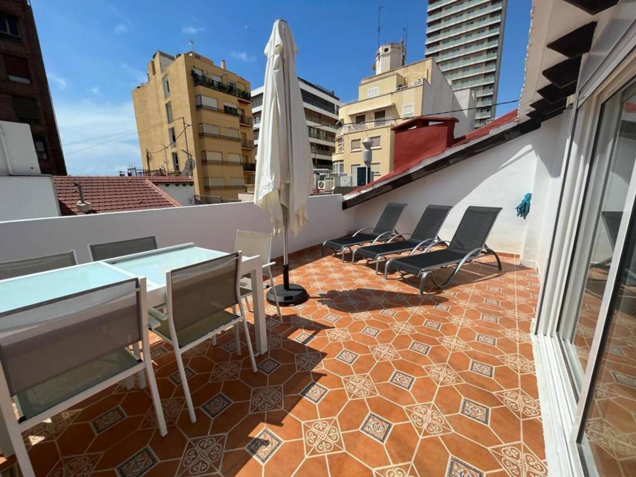 Lovelyloft Las Flores Atico Alicante Kültér fotó